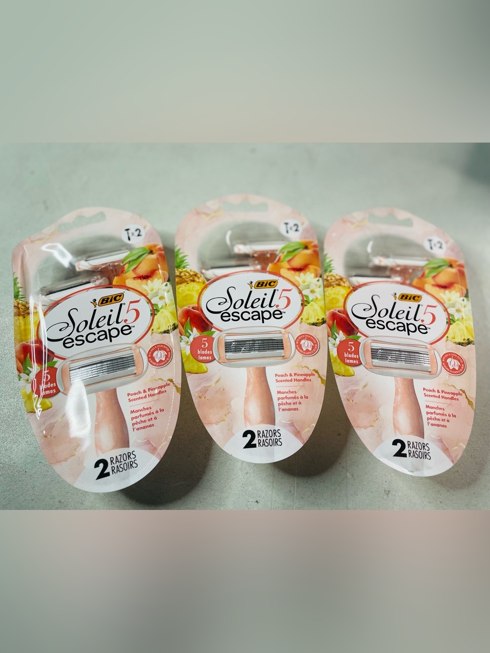 Bic Soleil 5 Escape Razors Peach & Pineapple Scented 3 Packs Total New Unopened